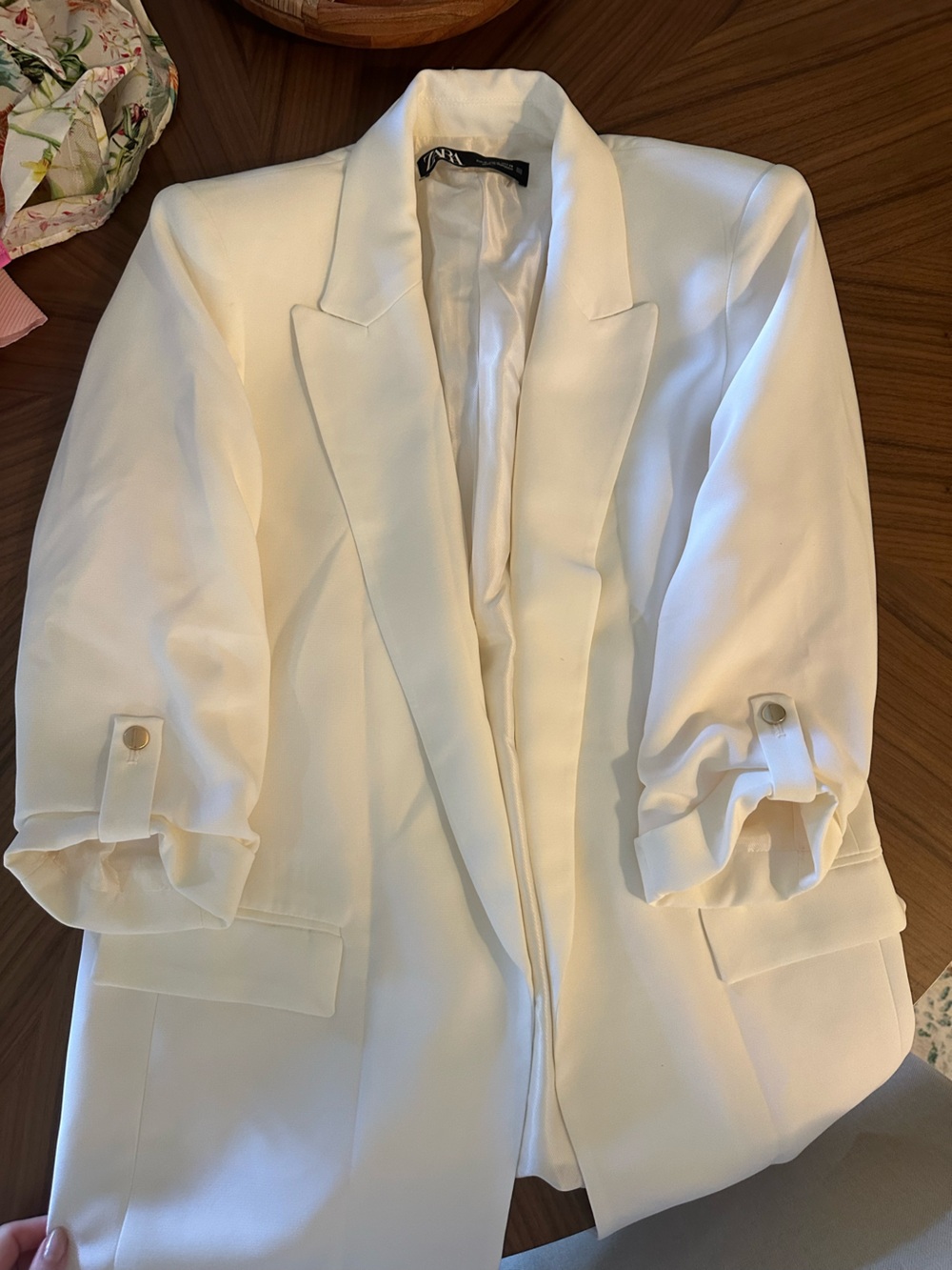 Zara Cream Single-Breasted Blazer
